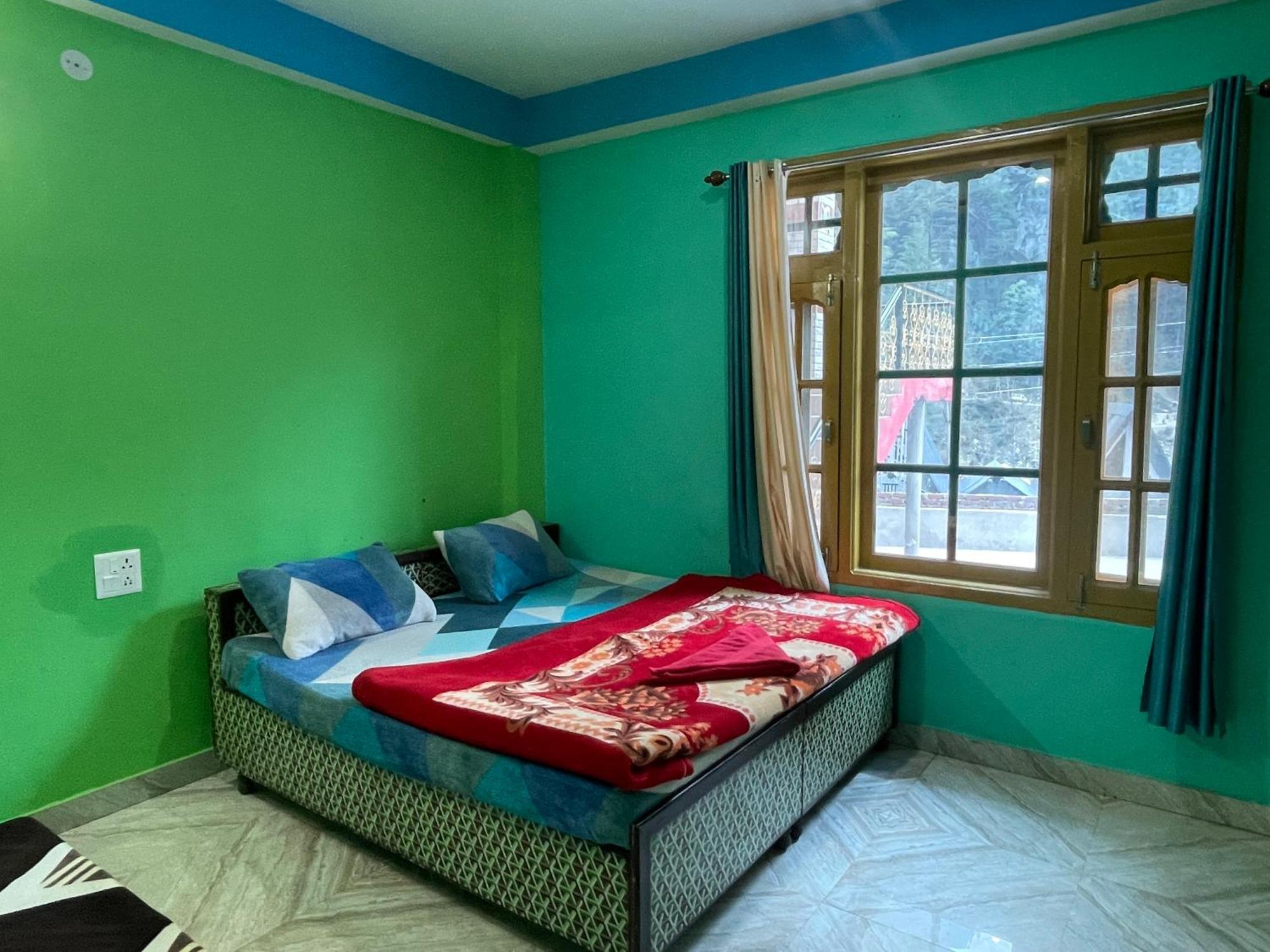 Chojh Inn Guest House Kasol Exterior photo