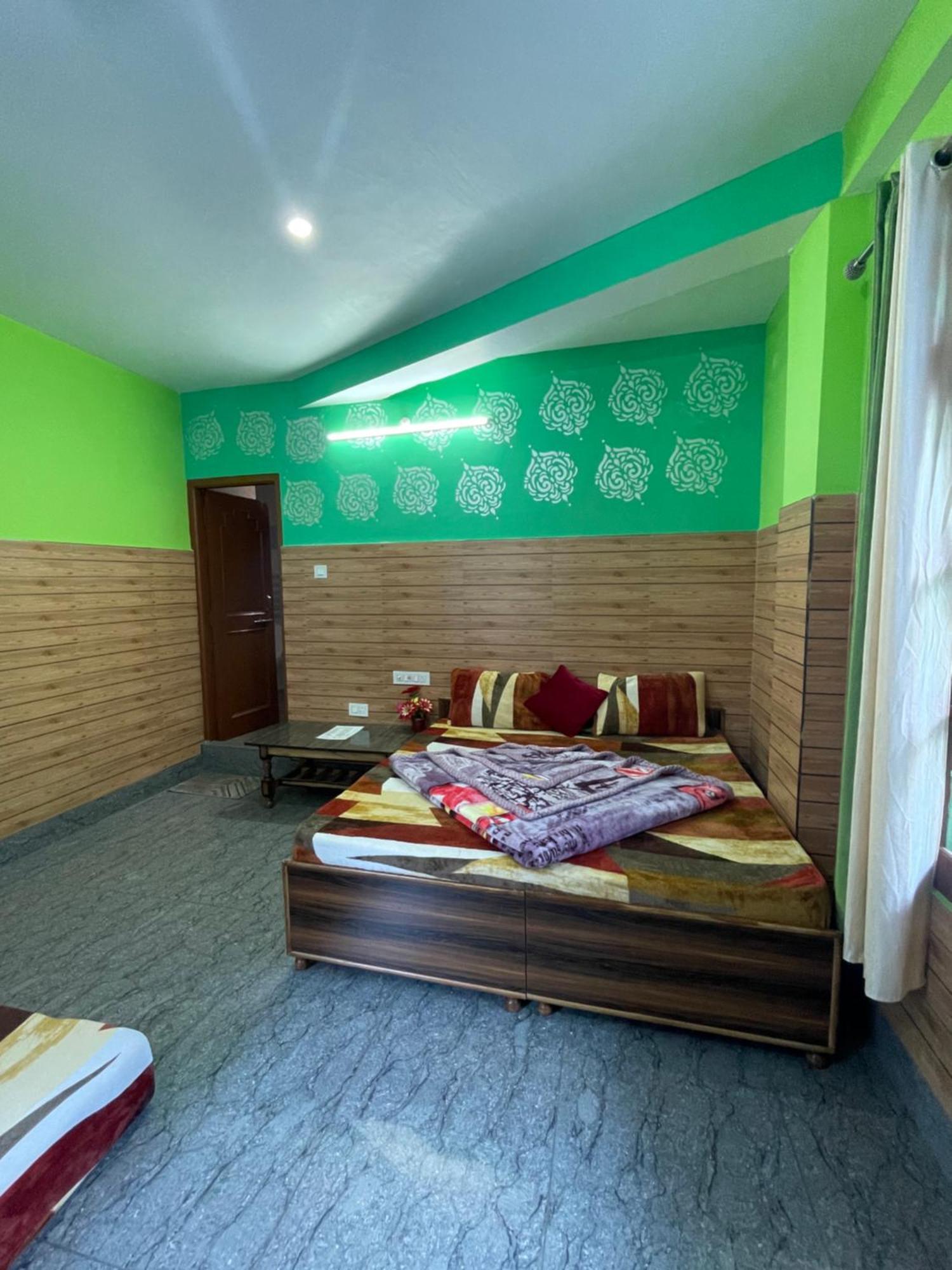 Chojh Inn Guest House Kasol Exterior photo